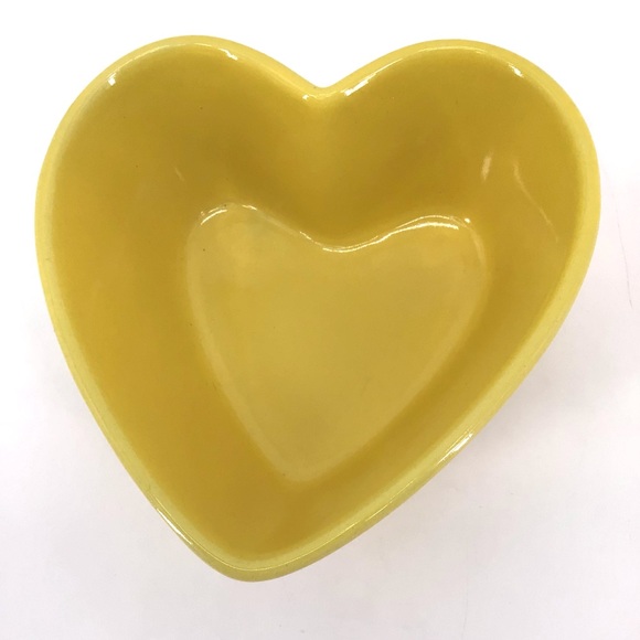 Cheerios General Mills Heart Shaped Yellow Bowls Set of 2 From 2003 - Picture 4 of 9